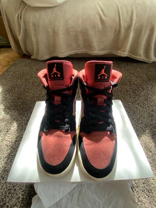 Buy & Sell Camberwell South East London - Photos for Air Jordan 1 Mid