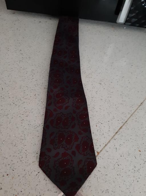 Buy & Sell South Hylton Sunderland - Photos for tie