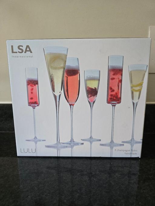 Buy & Sell Rowley Regis Sandwell - Photos for LSA LULU champagne glasses 🥂🍾New
