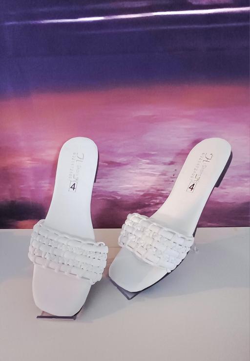 Buy & Sell Leyton East London - Photos for fancy Slippers