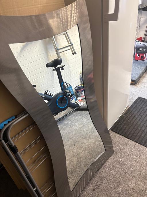 Buy & Sell Finchfield Wolverhampton - Photos for Long curvy mirror