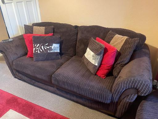 Buy & Sell Two Gates Tamworth - Photos for 3 Seater Sofa and Armchair Set