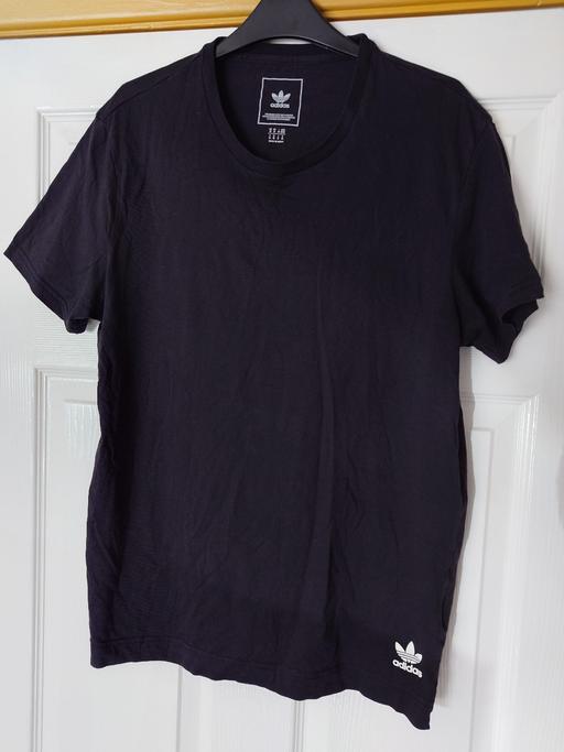 Buy & Sell Woodthorpe Charnwood - Photos for Mens black Adidas top size M