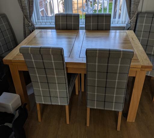 Buy & Sell Chapelhay Dorset - Photos for Oak dinning table and chairs