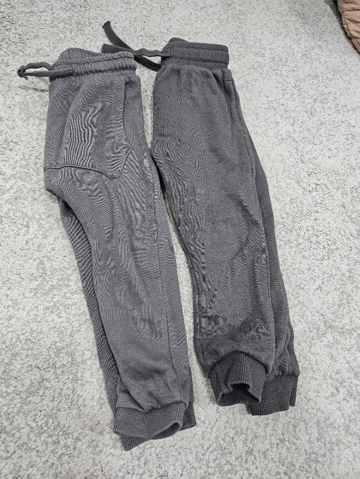 Buy & Sell Runcorn Halton - Photos for Age 3-4 GEORGE grey joggers bundle