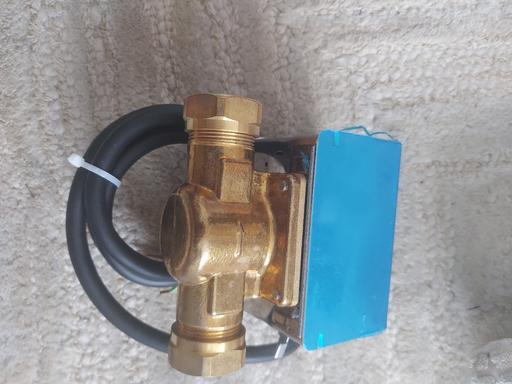 Buy & Sell Romford Barking and Dagenham - Photos for 2 port zone valve, 22mm