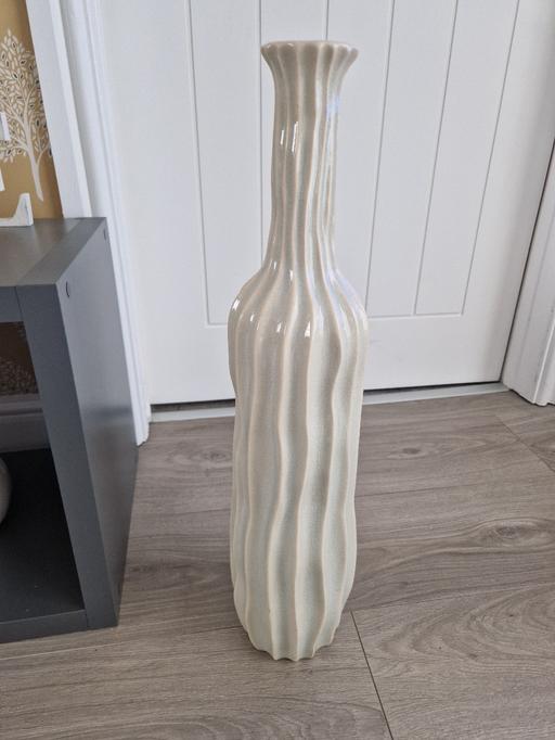 Buy & Sell Prescot Knowsley - Photos for Tall Vase