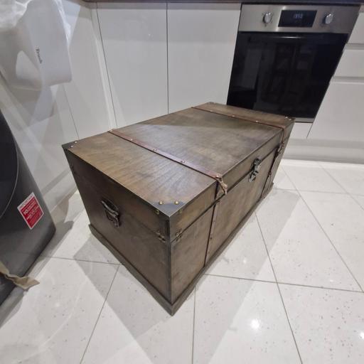 Buy & Sell Rainham Medway - Kent - Photos for wooden chest