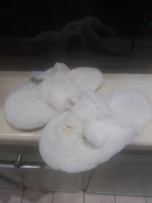 Buy & Sell Streetly Walsall - Photos for LADIES SLIPPERS