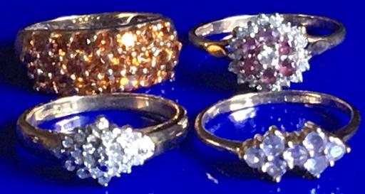 Buy & Sell Yeovil Somerset - Photos for 9ct gold ladies 9ct gold cluster rings 375