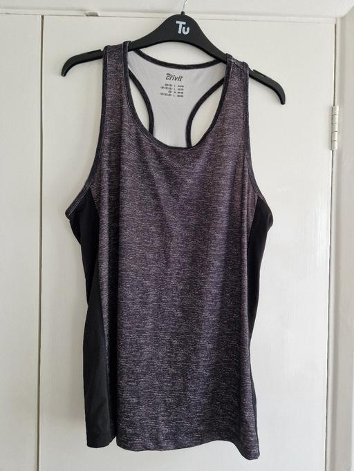 Buy & Sell Ramsgate Thanet - Photos for bnwot sports top size large