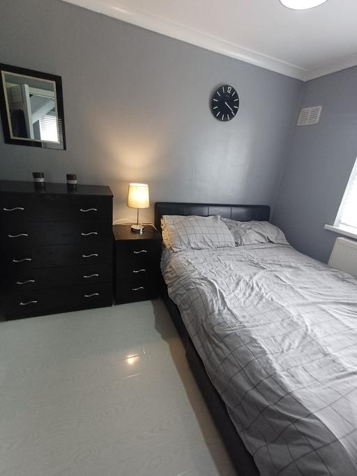 Buy & Sell Yardley Wood Birmingham - Photos for Double bed and cabinets
