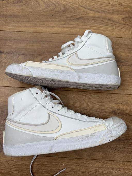 Buy & Sell Pagham Arun - Photos for Mens Nike D/MS/X mid white blazers size 11