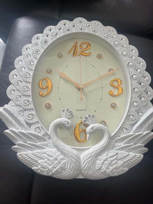 Buy & Sell Hayes Hillingdon - Photos for Swan white wall clock