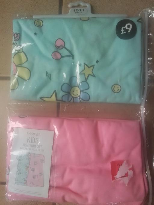 Buy & Sell Streetly Walsall - Photos for BRAND NEW NIGHTSHIRT SET