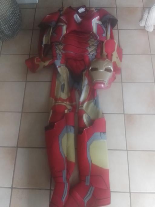 Buy & Sell Streetly Walsall - Photos for MARVEL AVENGERS DRESSING UP SET