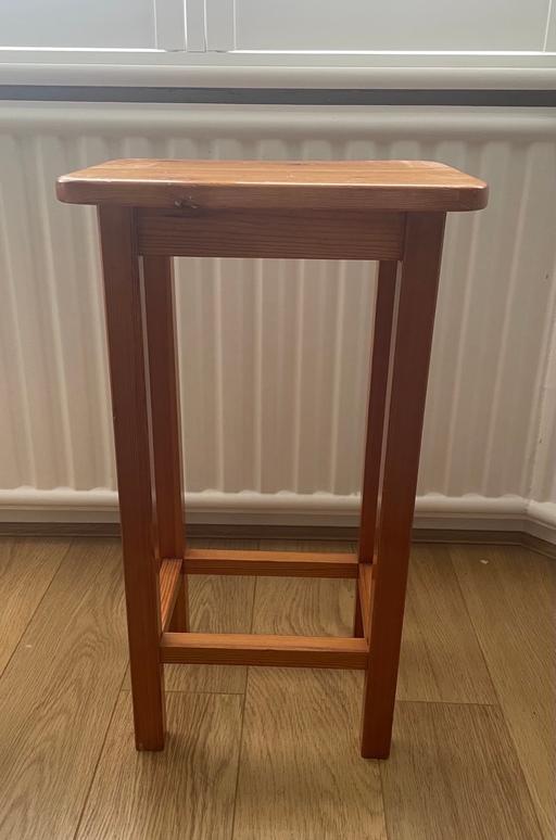 Buy & Sell Sutton South West London - Photos for Wooden Table/Plant Stand