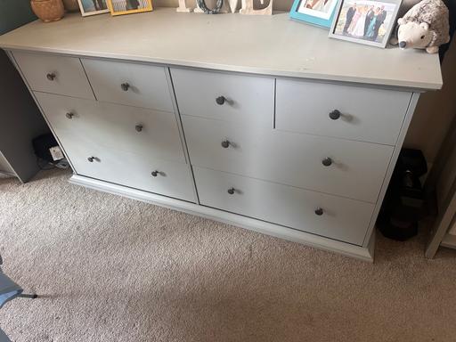 Buy & Sell Queensway Central London - Photos for Chest of drawers and shelf