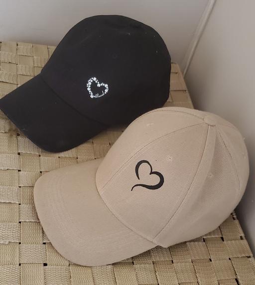 Buy & Sell Longley Sheffield - Photos for brand new ladies caps