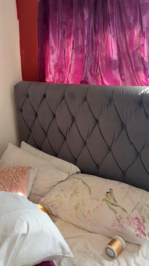Buy & Sell Houghton Regis Central Bedfordshire - Photos for Bed headboard and matching footboard kingsize