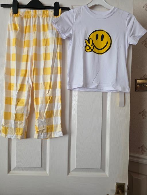 Buy & Sell Blackpool Town Centre Blackpool - Photos for Kids pyjamas age 5 yrs BNWT