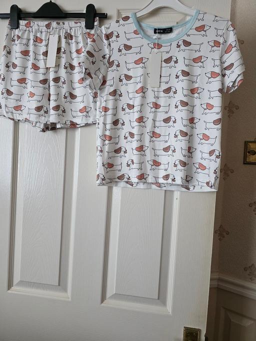 Buy & Sell Blackpool Town Centre Blackpool - Photos for Girls pyjamas age 10 yrs BNWT