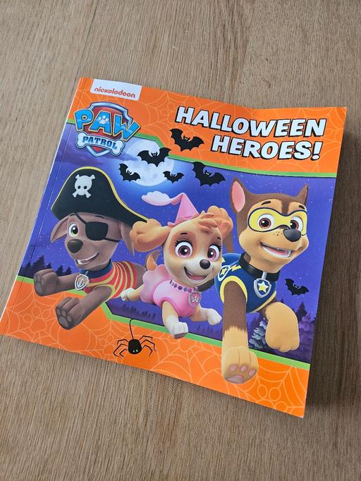 Buy & Sell Runcorn Halton - Photos for Halloween Paw Patrol book