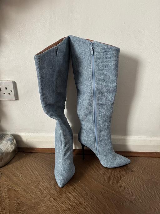 Buy & Sell West Kensington West London - Photos for Brand new Denim Knee-High Boots size 5