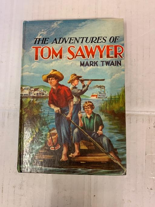 Buy & Sell Birchills Walsall - Photos for The Adventures Of Tom Sawyer hardback