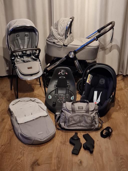 Buy & Sell Oxley Wolverhampton - Photos for ✨Mamas & Papas Ocarro Premium Grey pushchair✨