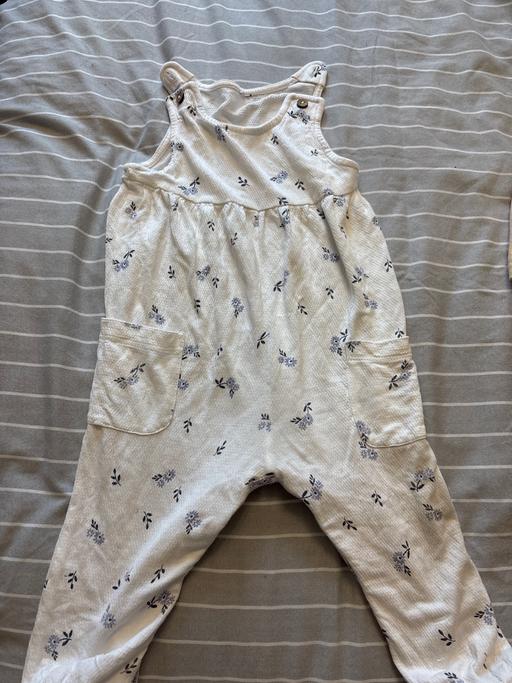 Buy & Sell Liverpool Knowsley - Photos for Baby outfit