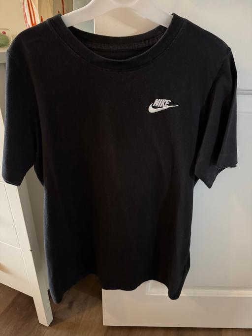Buy & Sell Tipton Sandwell - Photos for Boys Nike Tshirt Lrg