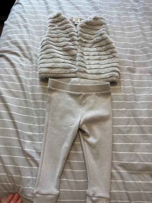 Buy & Sell Liverpool Knowsley - Photos for River island baby gilet and pants