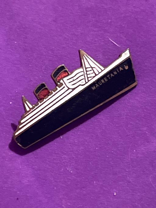 Buy & Sell Ovingdean Brighton - Photos for Lovely vintage enamel badge
