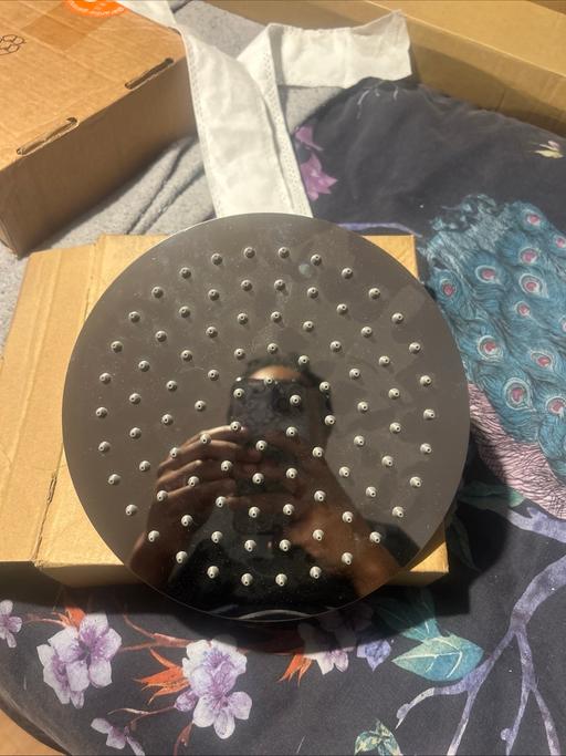 Buy & Sell Bulls Cross North London - Photos for 12″ Chrome Round Rainfall Shower Head