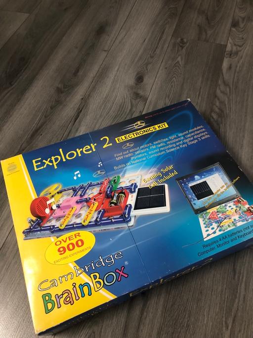 Buy & Sell Tividale Sandwell - Photos for Cambridge Brainbox Explorer 2 Electronics Kit
