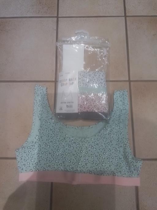 Buy & Sell Streetly Walsall - Photos for BRAND NEW 3PKT SCOOP BACK CROP TOP