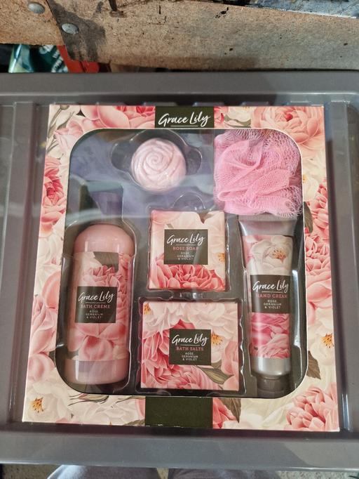 Buy & Sell Ramsgate Thanet - Photos for bn Grace Cole giftset damaged box