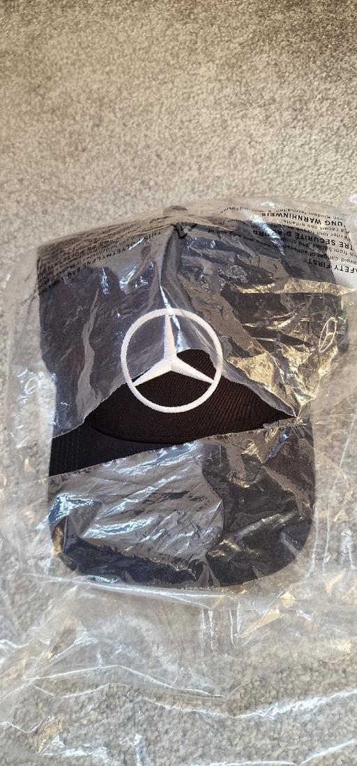 Buy & Sell Ilford Redbridge - Photos for Mercedes AMG Petronas F1 team baseball cap