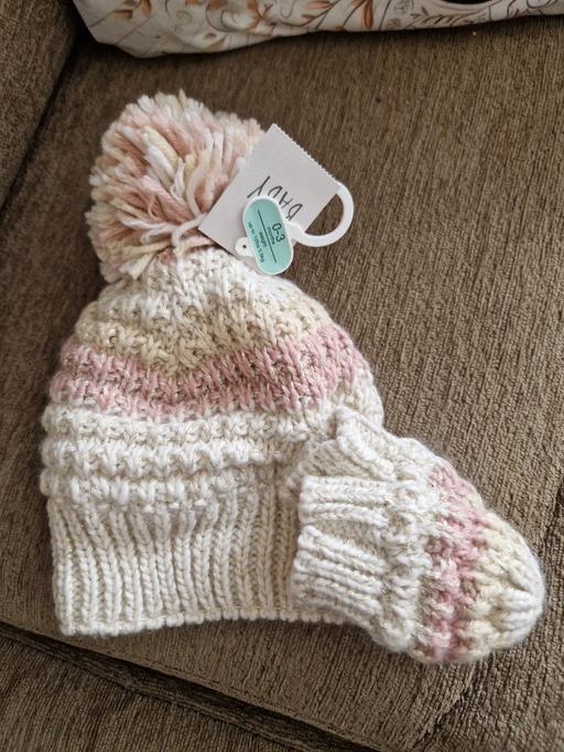 Buy & Sell Ramsgate Thanet - Photos for bn baby bobble hat & mittens age 0-3months