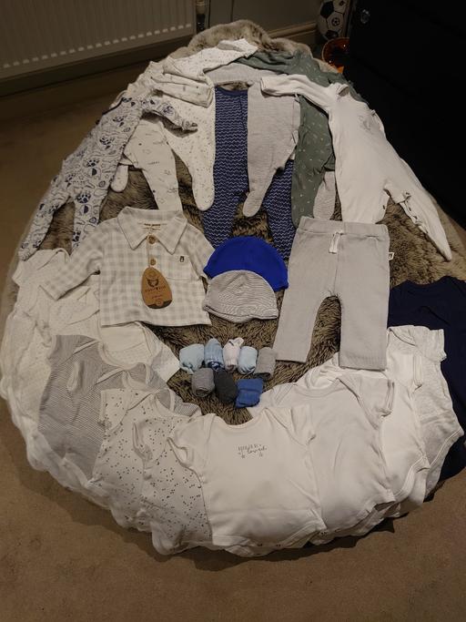 Buy & Sell Ilford Redbridge - Photos for 0-3 MONTHS - BABY CLOTHES BUNDLE