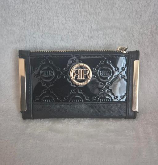 Buy & Sell The Hale North West London - Photos for River island purse