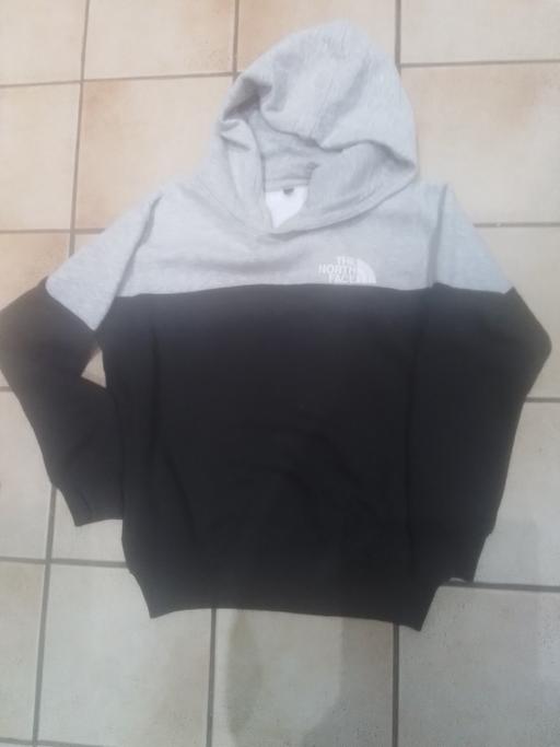 Buy & Sell Streetly Walsall - Photos for BOYS NORTH FACE HOODY