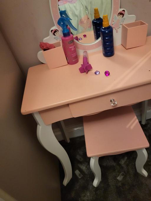 Buy & Sell Bromsgrove Technology Park Bromsgrove - Photos for pink dressing table kids