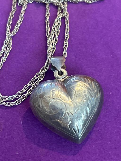 Buy & Sell Rottingdean Brighton - Photos for Beautiful vintage silver heart necklace 925