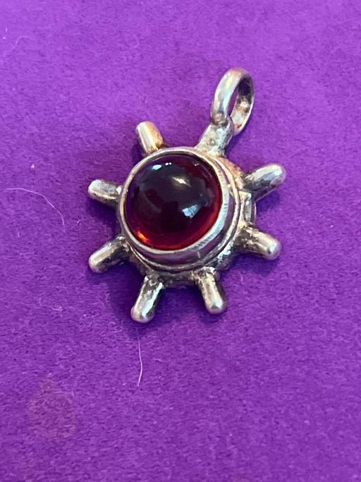 Buy & Sell Ovingdean Brighton - Photos for Beautiful silver amber pendant 925