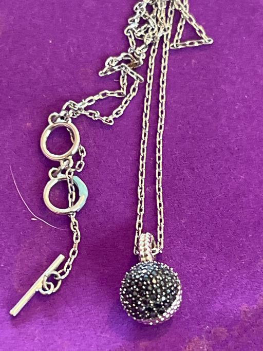 Buy & Sell Ovingdean Brighton - Photos for Beautiful genuine Swarovski crystal necklace