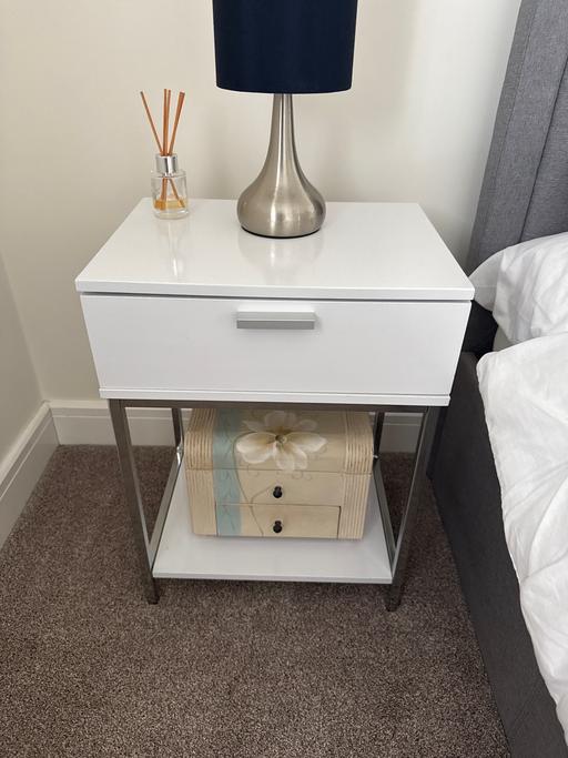 Buy & Sell Pensnett Dudley - Photos for Bedside Tables x 2 (Free)