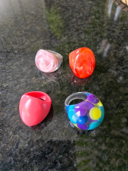 Buy & Sell Rowley Regis Sandwell - Photos for 4 resin rings