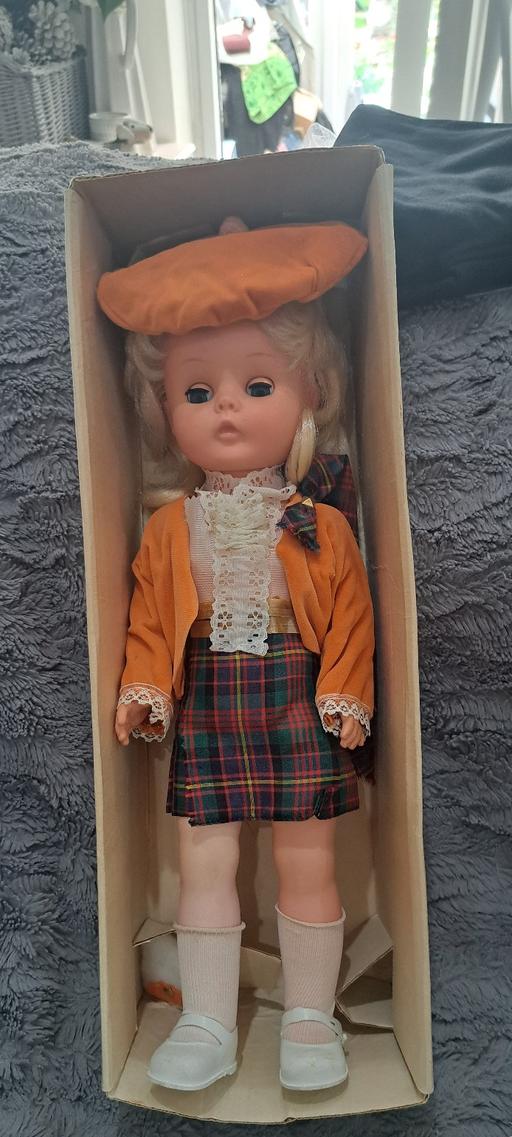 Buy & Sell Four Oaks Birmingham - Photos for Vintage Doll